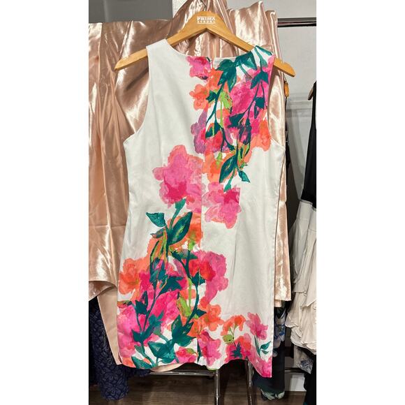 London Times Painterly Floral Sheath Dress - Picture 5 of 6